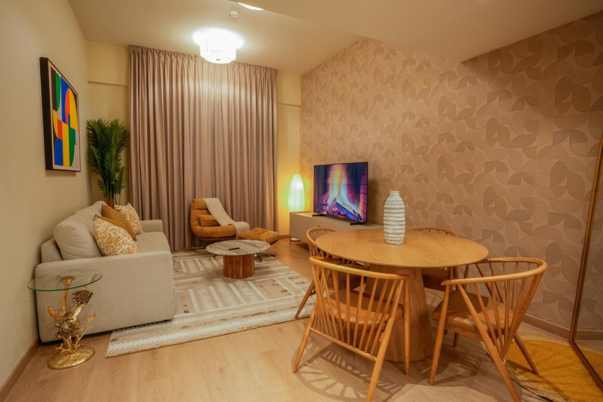 2 Bedroom Marina Apartment