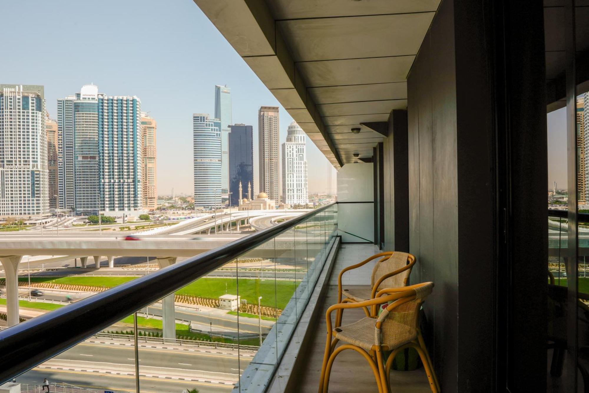 2 Bedroom Marina * Dubai
